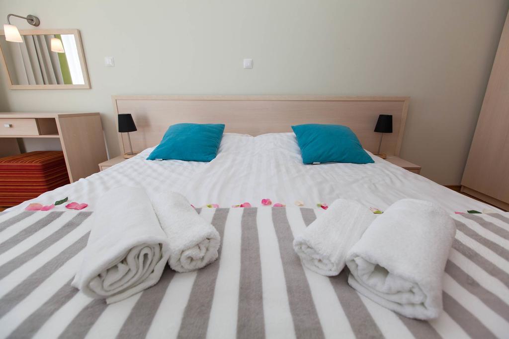 Apartments Ines Selce Eksteriør bilde