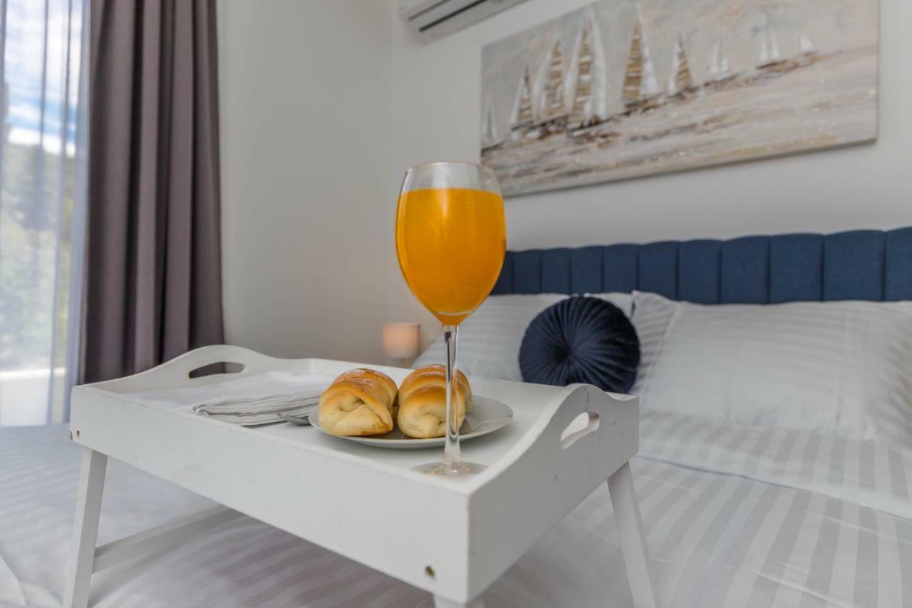 Apartments Ines Selce Eksteriør bilde